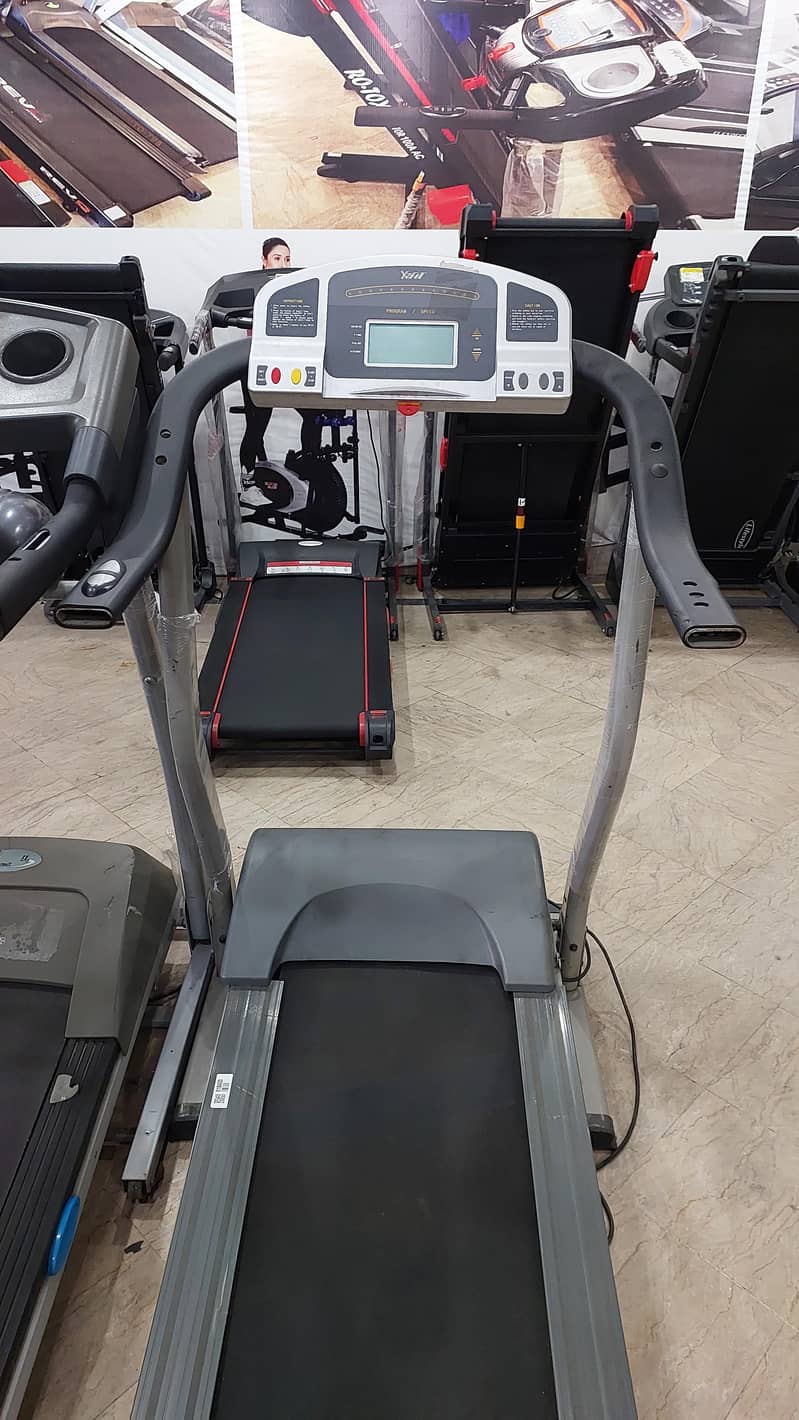 TREADMILL / RUNNING MACHINE / WALKING MACHINE / ELETCTRIC TREADMILL 18