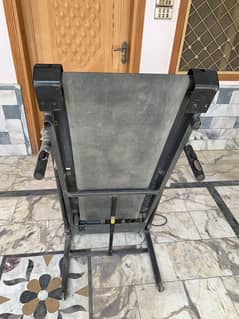 TREADMILL / ELECTRIC TREADMILL / EXERCISE MACHINE / JOGGING MACHINE
