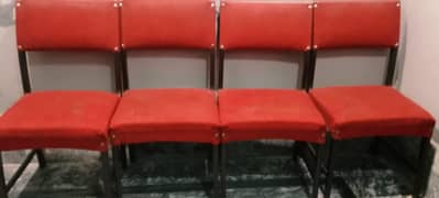 dinning table with 6 chairs