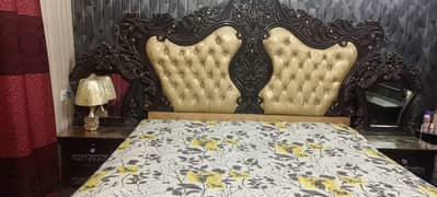 Luxurious Bedroom Set ,Brand New, Bed Frame, 2 Side Tables, Dressing