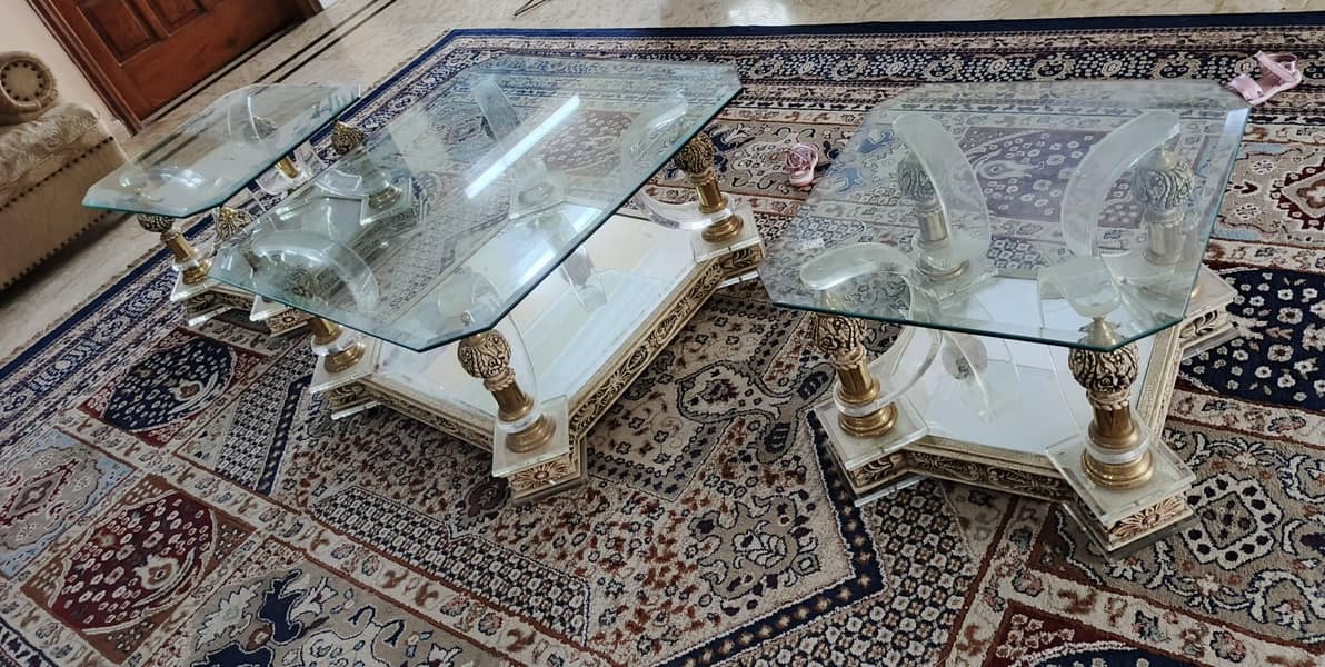 3 PCs set center and side tables 1