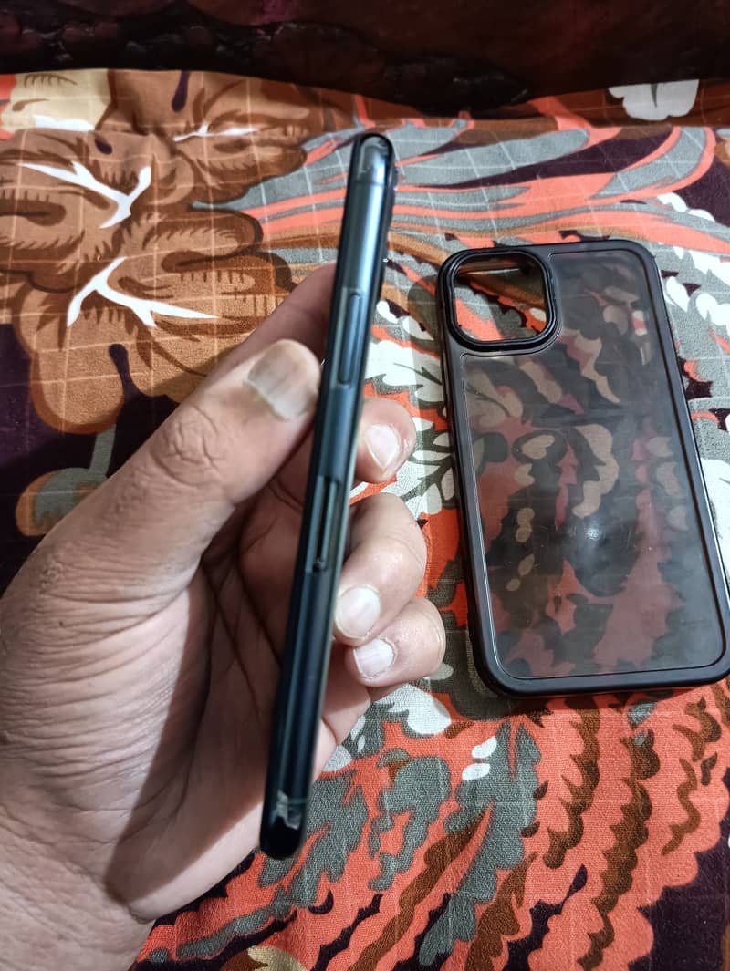 Iphone 11 pro non pta factory unlock read description 1