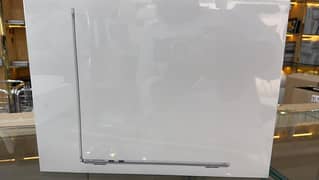 Macbook Air M2 13” 8/512 box packed silver color