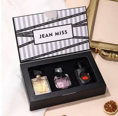 Pack of 4 Premium Outsourced Perfumes Available with Free Delivery