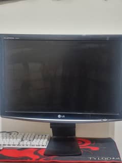 24 " LCD LG Flatron W2452TX