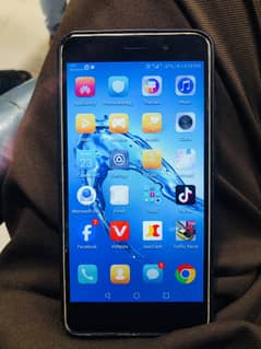 Huawei y7 prime 2017 Model . .