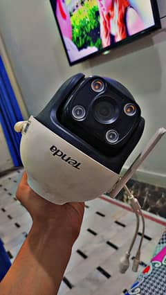 Tenda CH3-WCA 1080P Outdoor WiFi Pan/Tilt Security Camera – Like New