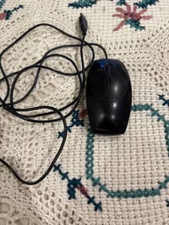 Mouse 50% off its orignal price a little old condition