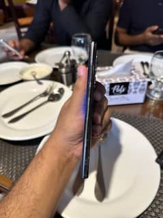 Samsung Galaxy S22 Ultra – Black | Non PTA