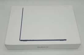 Macbook Air M4 2025 Box Packed