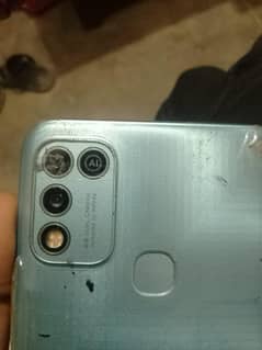 Infinix hot 10 play neend and clean phone ha pannel change no any foul
