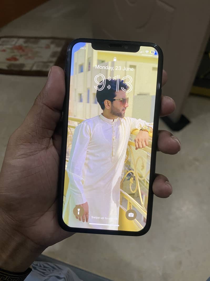 iPhone X and iPhone XR (PTA Approved) Read ad 0