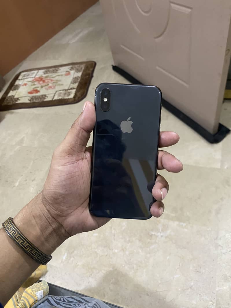 iPhone X and iPhone XR (PTA Approved) Read ad 3