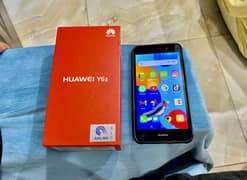 Huawaii Y6 2 4G LTE Box & charger