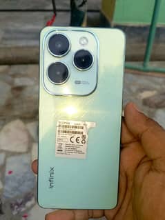 Hot 40 pro 8+8 256