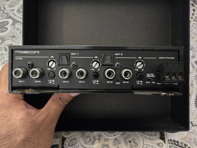Mosconi 6to8 V8 DSP Digital Sound Processor with Controller 2