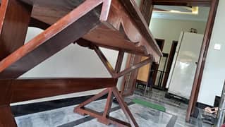 4 men dining table. . pure high quality wood