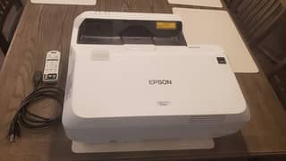Epson Eb 710 ui ultrashort laser touch projector