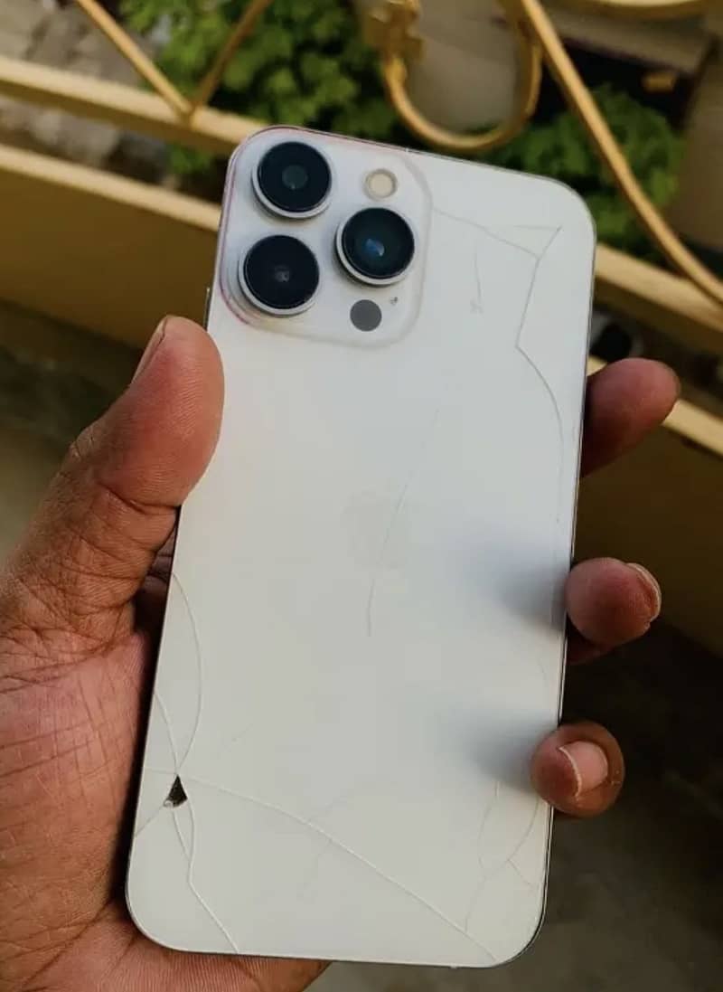 iPhone X and iPhone XR (PTA Approved) Read ad 7