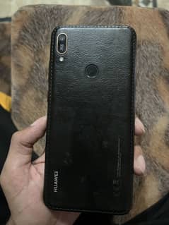 Urgent sale interested person dm 03213327279