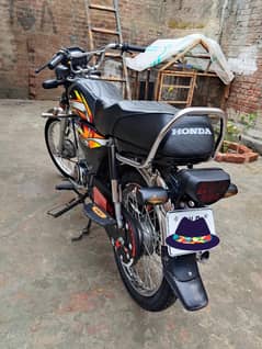 Honda CD70 22model