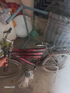 Streethawak Bicycle in Red colour