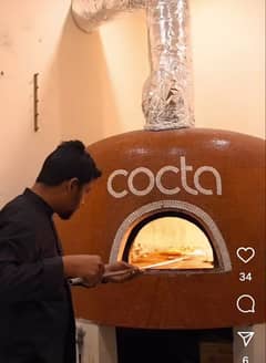 Brick pizza oven