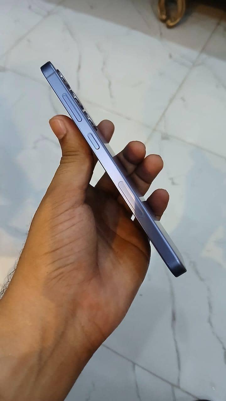 Samsung s24 plus box open 2 week used only 2