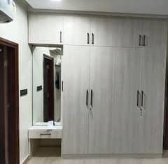 Carpenter/Kitchen