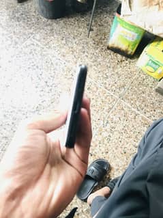 Google pixel 10/9 Panel khrb hai change Karwana hoga
