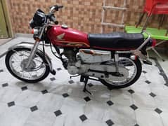 Honda 125   condition 10 by 10