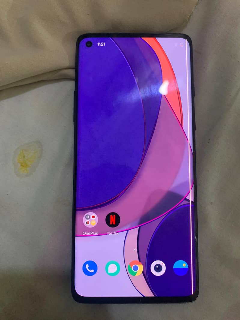one Plus 8 with line on edge 5