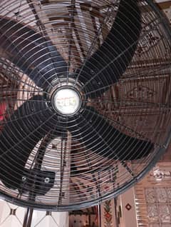 bracket fan for sale