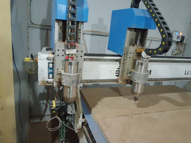 CNC ROUTER DUAL HEAD MACHINE 1