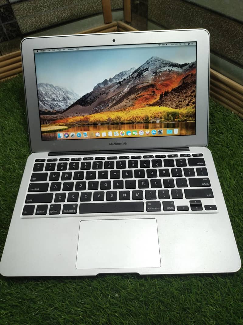 Apple MacBook Air 2015(11.6")") i5 8/128 0