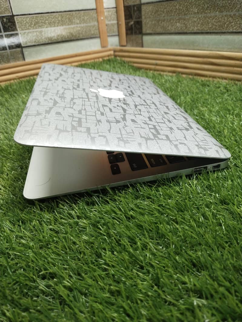 Apple MacBook Air 2015(11.6")") i5 8/128 4