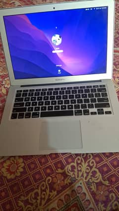 Macbook air  2015- 17   used  8gb 256 gb 3 hours bettery backup