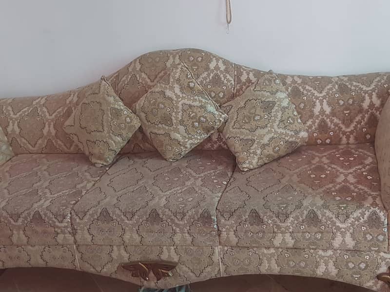 Sofa set with table 3