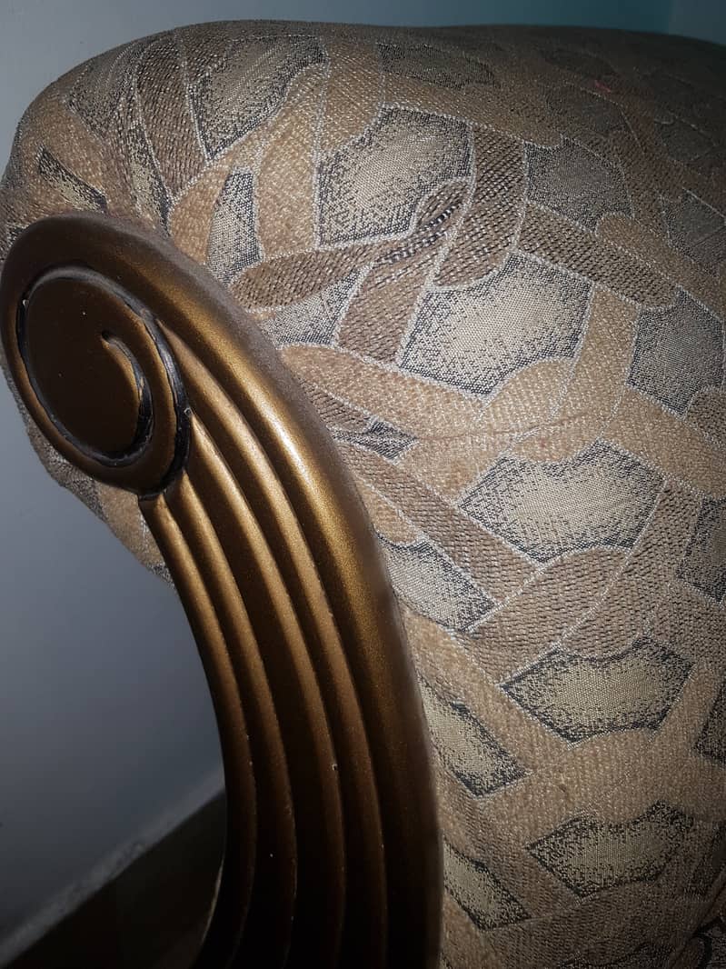 Sofa set with table 4