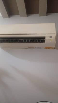 mistubishi 1 ton split ac Non inverter