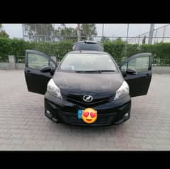 Toyota Vitz model 2012 imprt. 2015