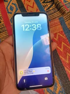 I phone 11 JV 64 GB