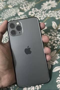 Iphone 11 pro factory unlock