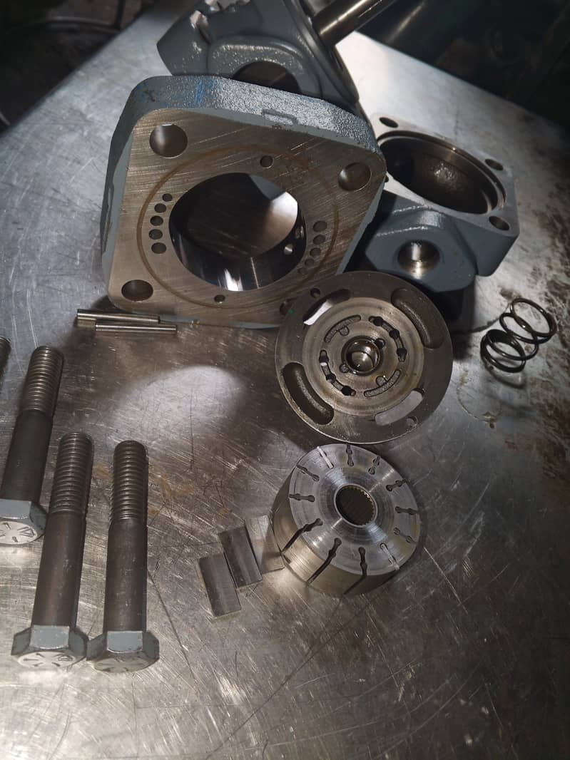 hydraulic pump 8