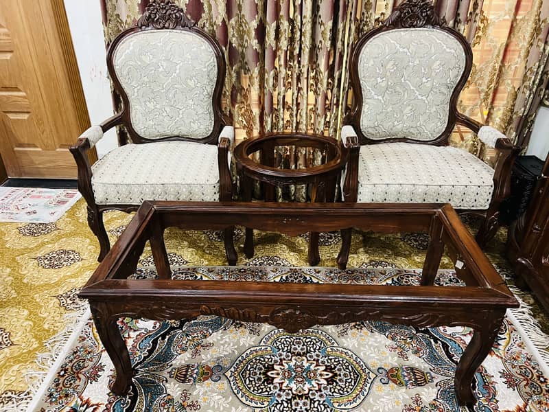 Pure Chinioti Chairs Sets with 2 tables 0