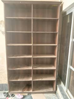 wardrobe (rack for clothes )