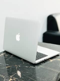 APPLE MACBOOK PRO 2015 WITH RETINA DISPLAY
