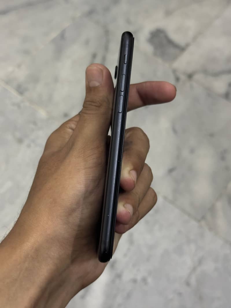 IPHONE SE 2020 EXCHANE WITH IPHONE X OR XR 7
