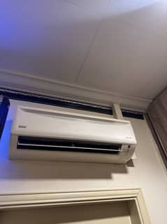 Acson Original 1 Ton ac condition like brand new
