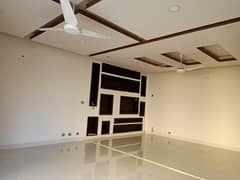 One Kanal Upper Portion Available For Rent In Bahria Town Phase 3